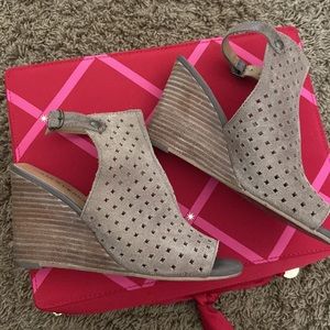 Lucky Brand wedge heel size 7
